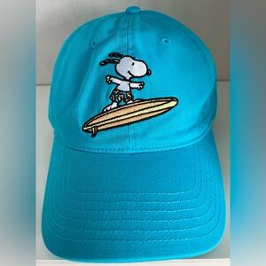 Brand new - Aerie Snoopy hat, size L